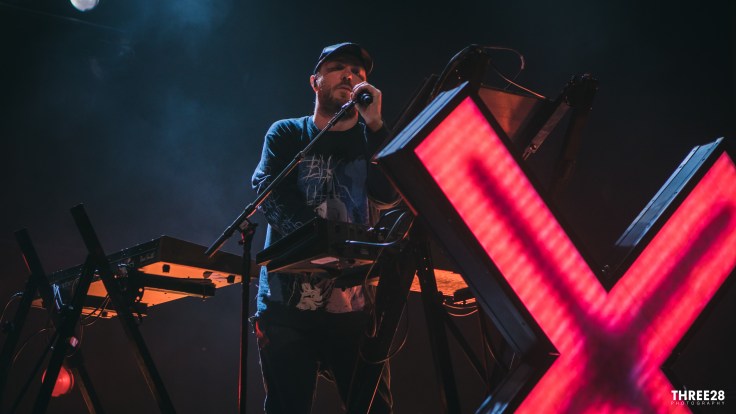 CHVRCHES (1 of 1)-14